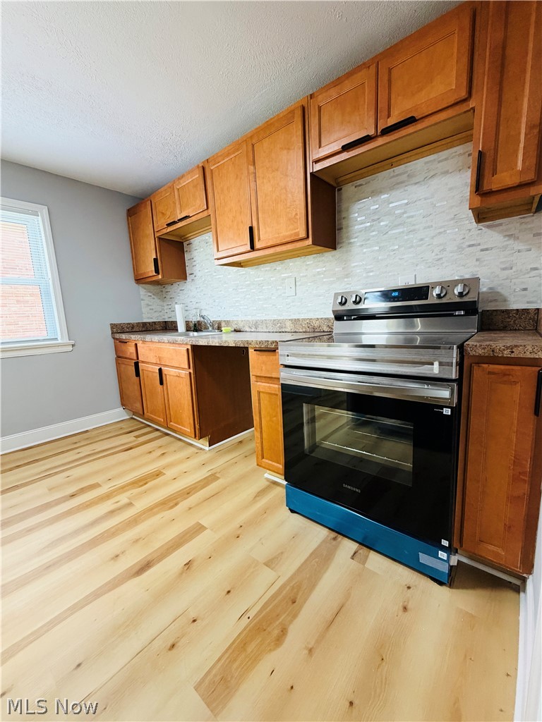 14702 Milverton Road Cleveland OH 44120