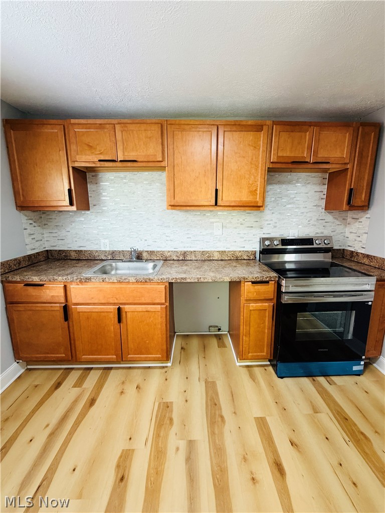 14702 Milverton Road Cleveland OH 44120