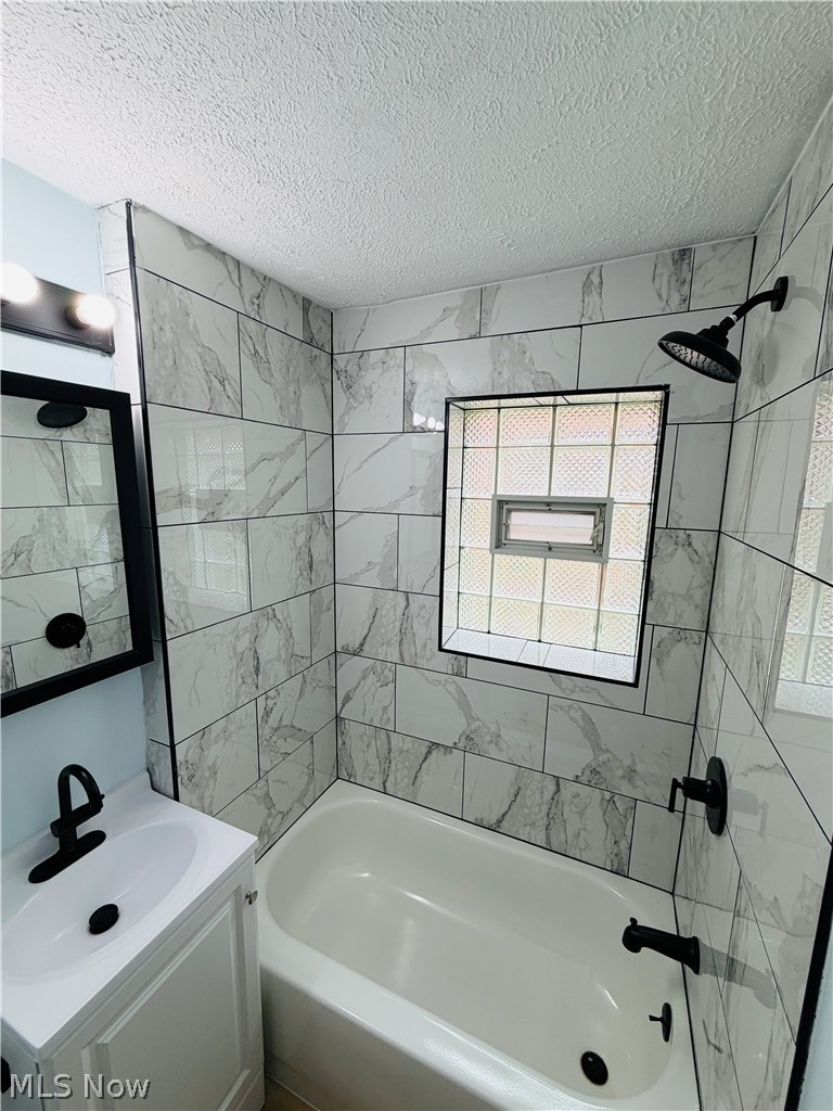 14702 Milverton Road Cleveland OH 44120