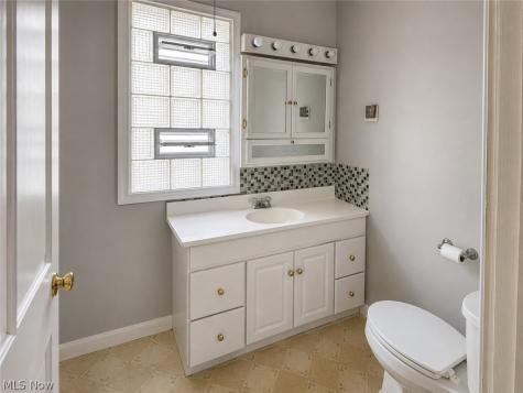 7602 Wentworth Avenue Cleveland OH 44102
