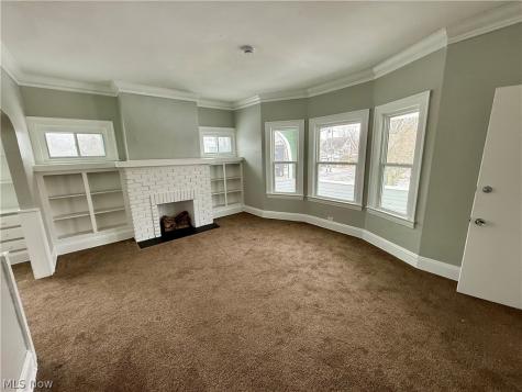 9215 Yale Avenue Cleveland OH 44108