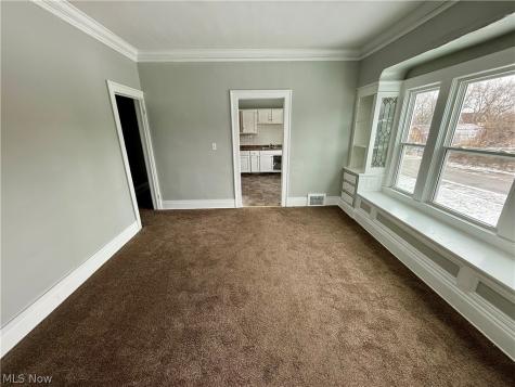 9215 Yale Avenue Cleveland OH 44108