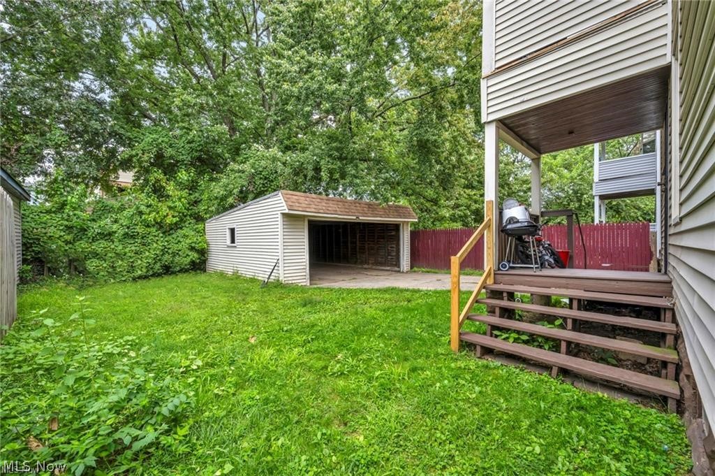 2822 Saratoga Avenue Cleveland OH 44109