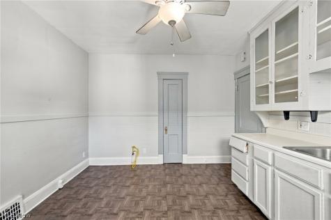 1296 Fry Avenue Lakewood OH 44107