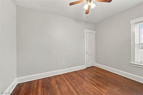 1296 Fry Avenue Lakewood OH 44107