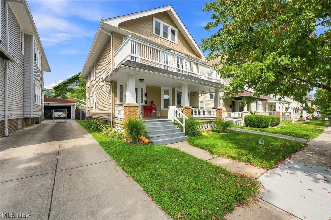1296 Fry Avenue Lakewood OH 44107