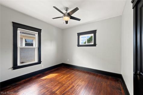 1296 Fry Avenue Lakewood OH 44107