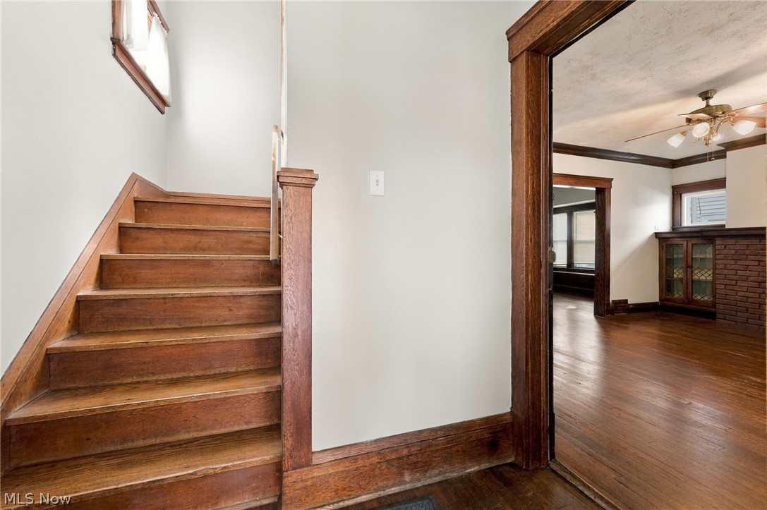 1296 Fry Avenue Lakewood OH 44107