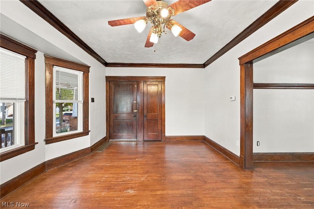 1296 Fry Avenue Lakewood OH 44107