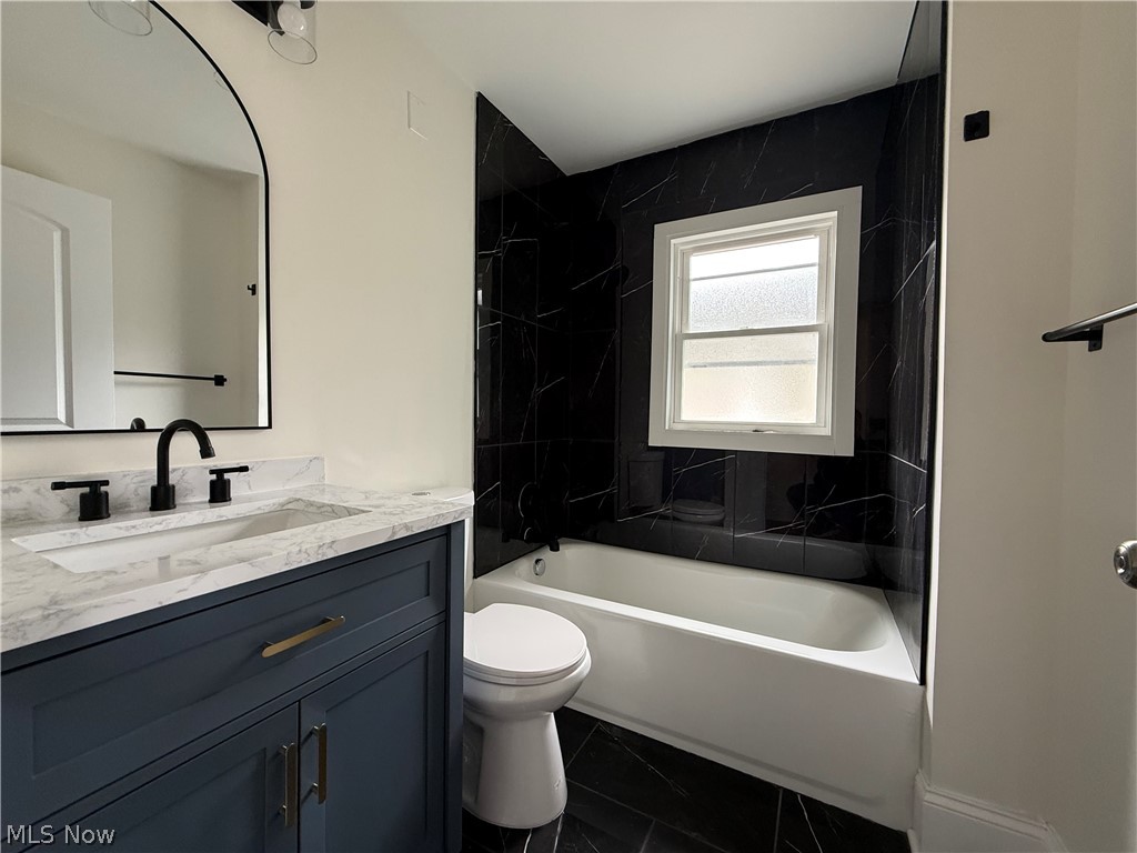 1326 W 110th Street Cleveland OH 44102