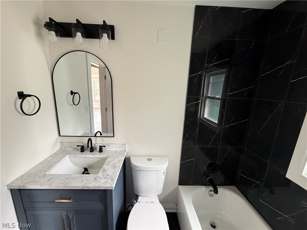 1326 W 110th Street Cleveland OH 44102