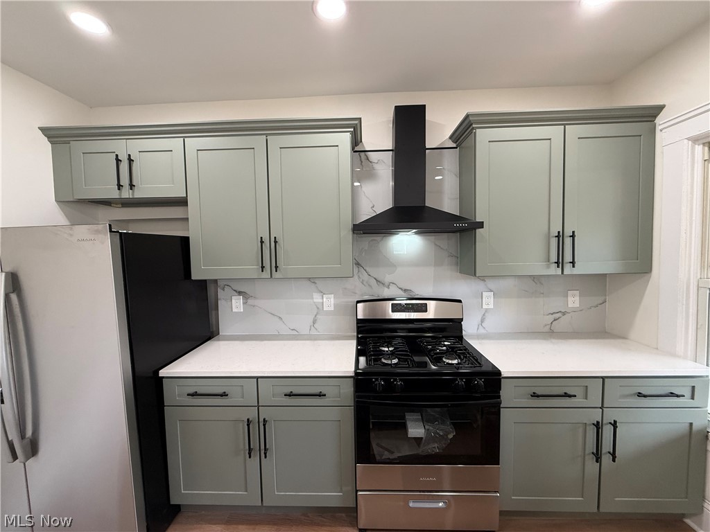 1326 W 110th Street Cleveland OH 44102