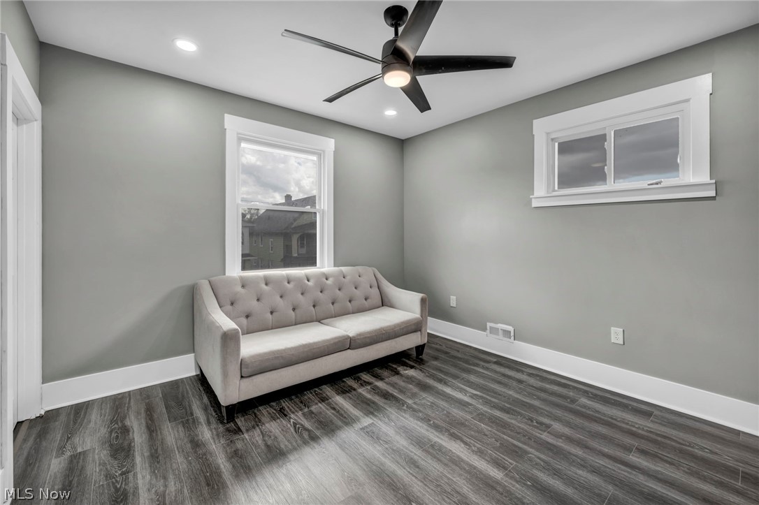 10905 Grandview Avenue Cleveland OH 44104