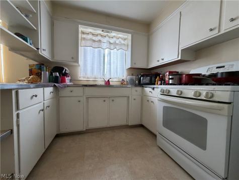 20424 Lake Shore Boulevard Euclid OH 44123