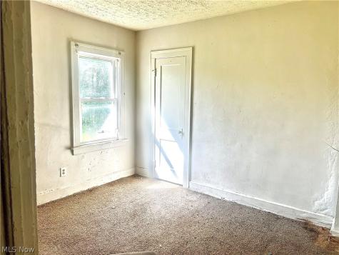 11013 Notre Dame Avenue Cleveland OH 44104
