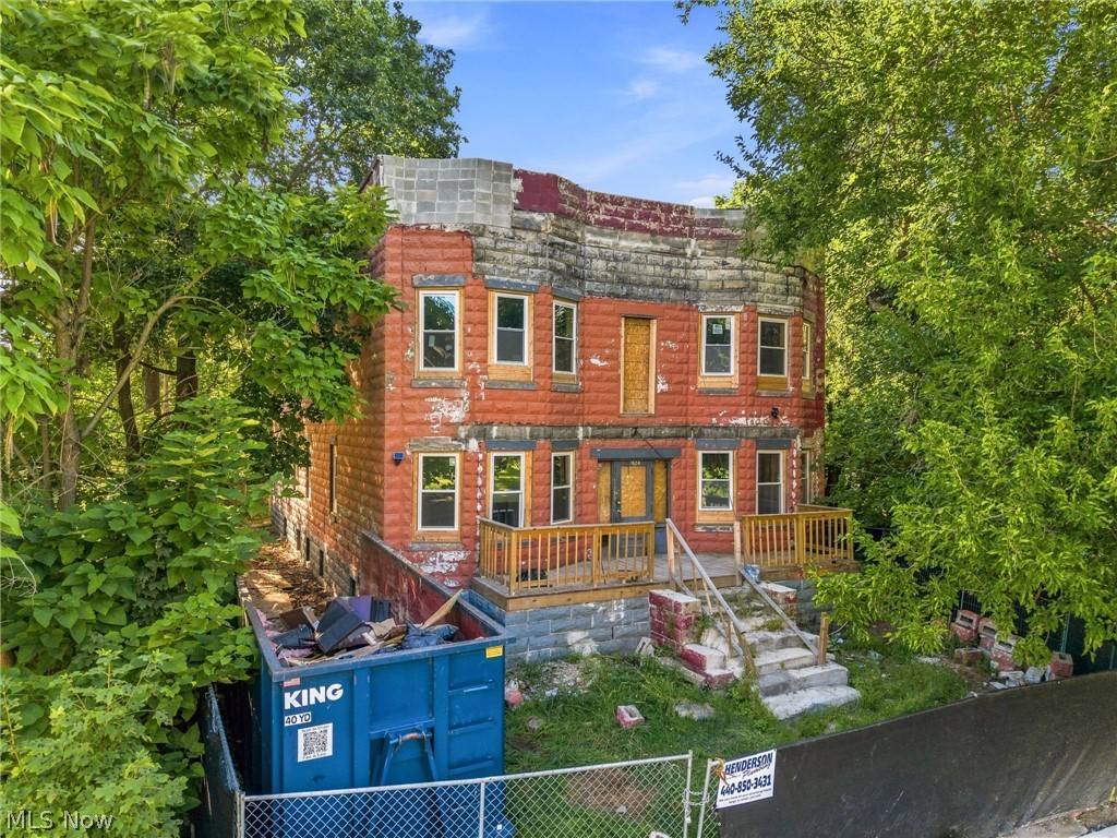 1624 E 82nd Street Cleveland OH 44103
