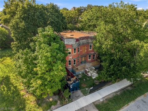 1624 E 82nd Street Cleveland OH 44103