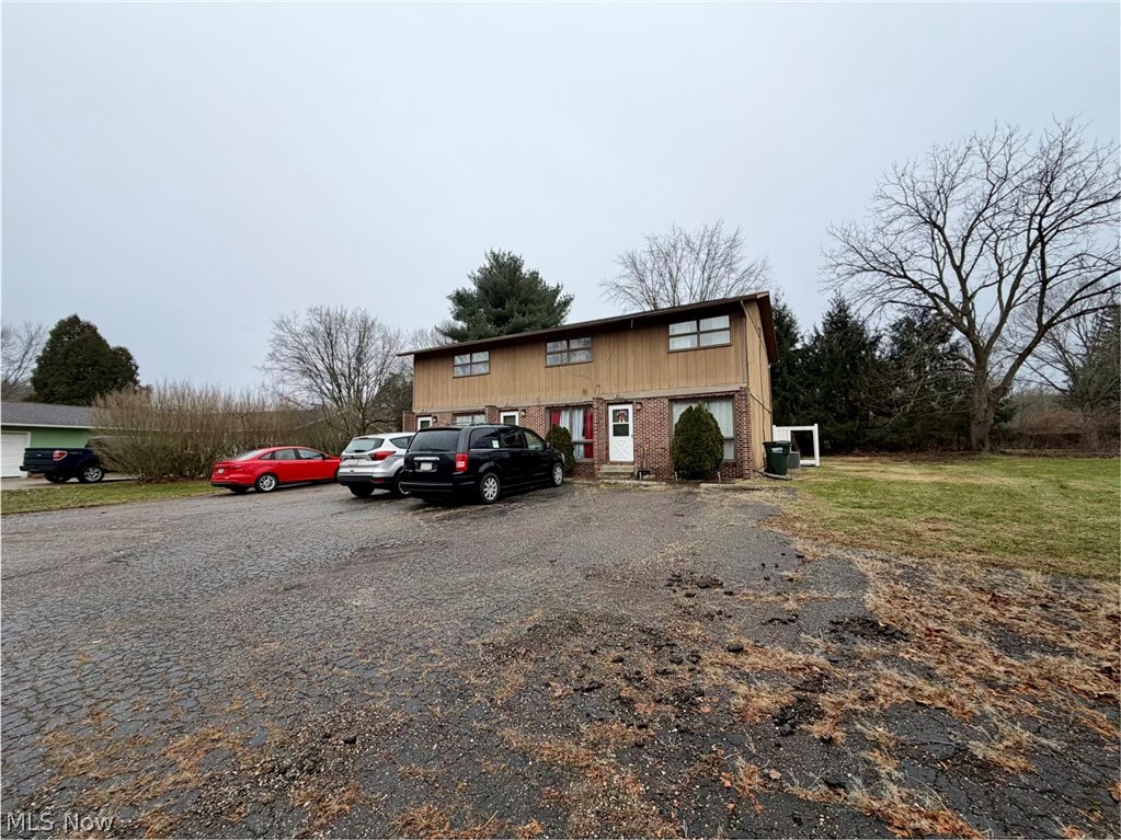 792 Kingwood Drive NE Bolivar OH 44612