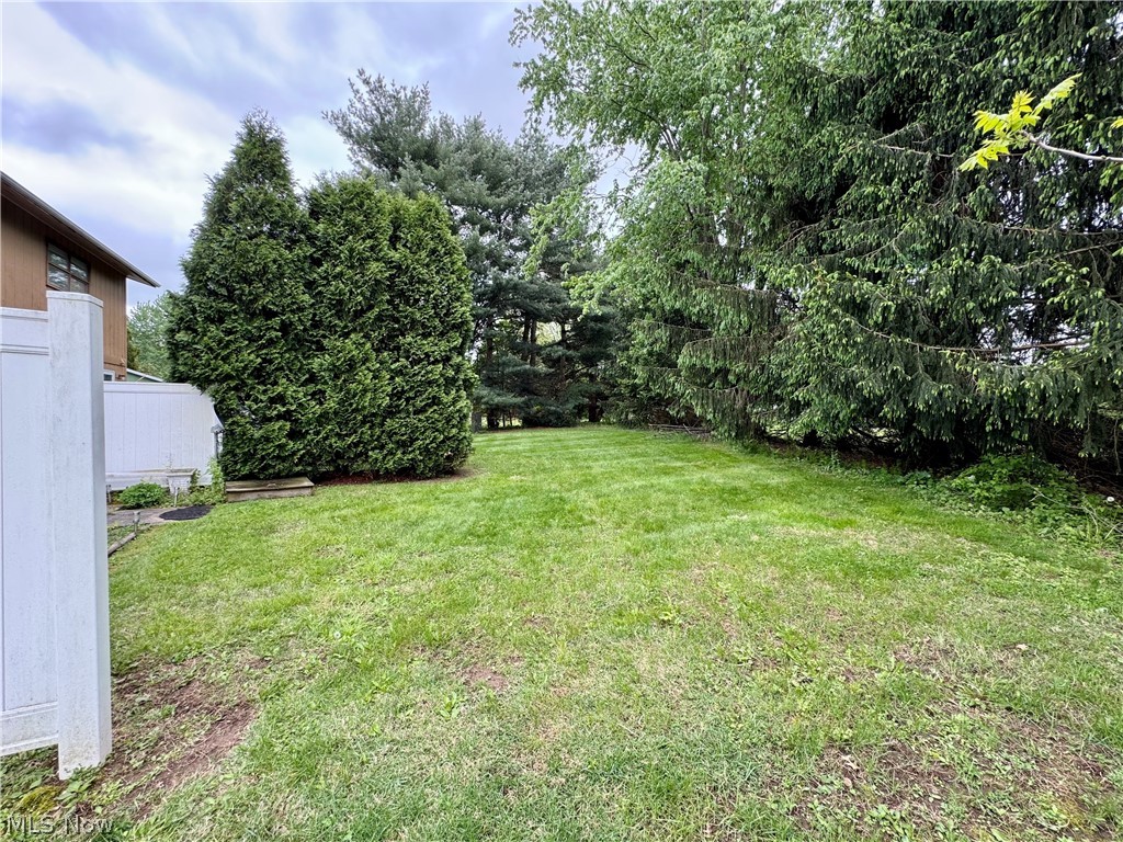 792 Kingwood Drive NE Bolivar OH 44612