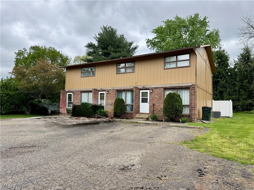 792 Kingwood Drive NE Bolivar OH 44612