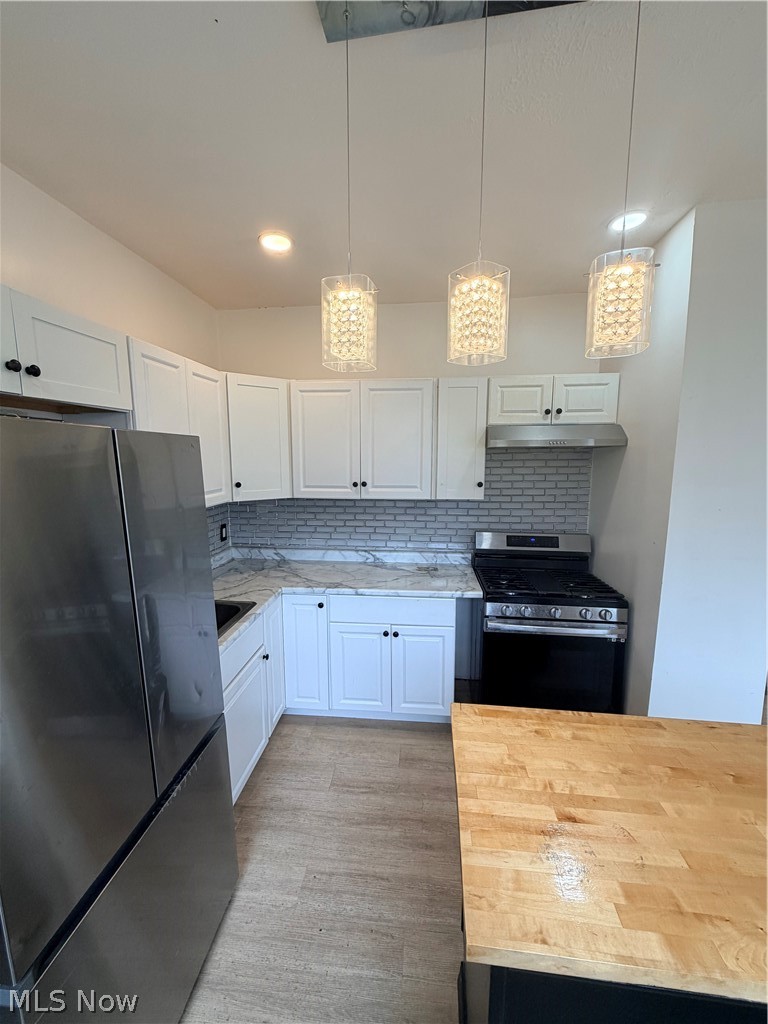 10222 Parkgate Avenue Cleveland OH 44108