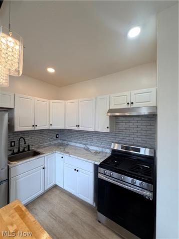 10222 Parkgate Avenue Cleveland OH 44108