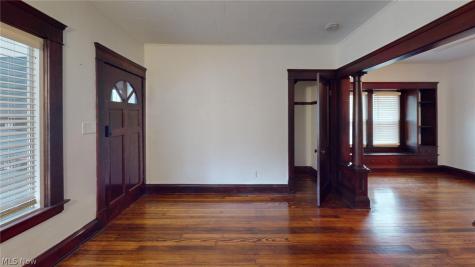 3735 W 47th Place Cleveland OH 44102