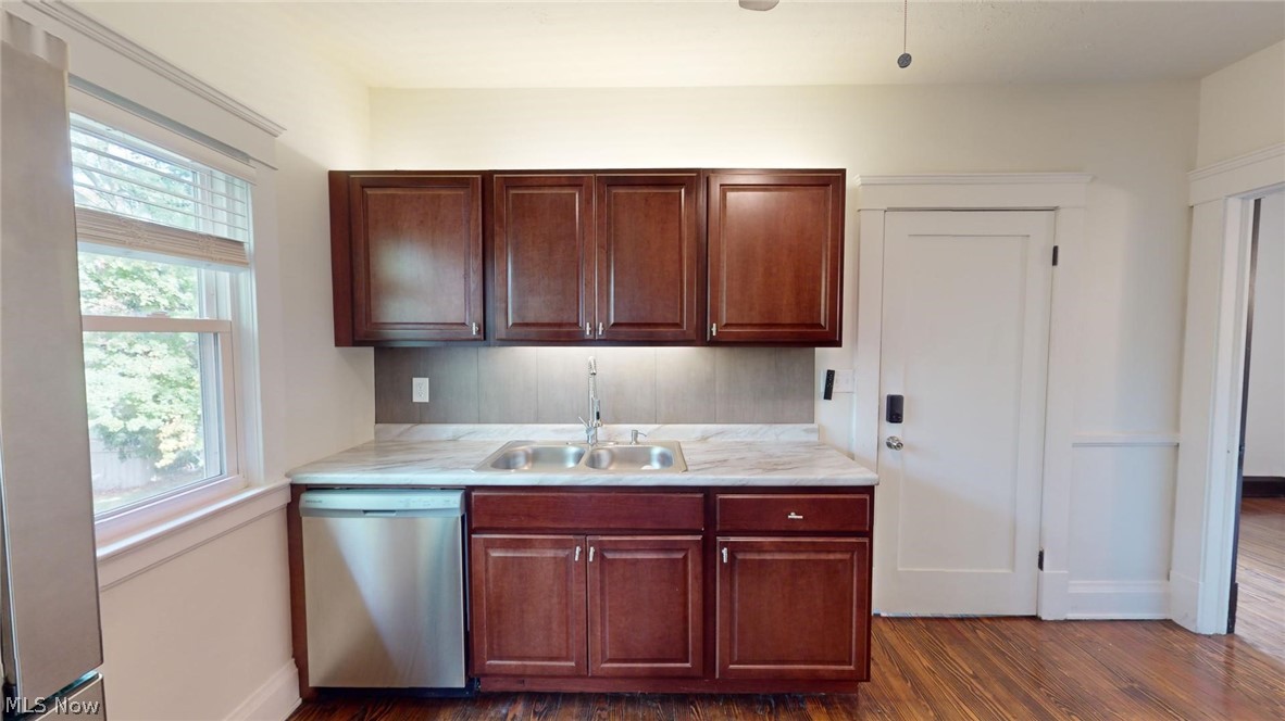 3735 W 47th Place Cleveland OH 44102
