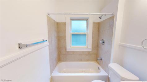 3735 W 47th Place Cleveland OH 44102