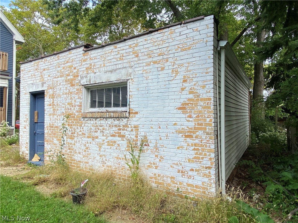 3735 W 47th Place Cleveland OH 44102