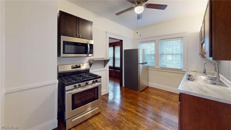 3735 W 47th Place Cleveland OH 44102