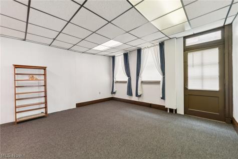 70 4th Street NW Barberton OH 44203