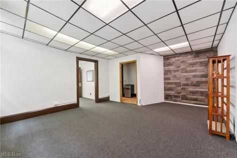70 4th Street NW Barberton OH 44203