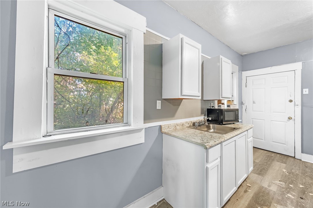 7915 Linwood Avenue Cleveland OH 44103