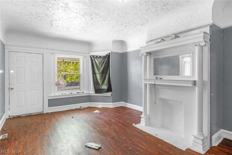 7915 Linwood Avenue Cleveland OH 44103