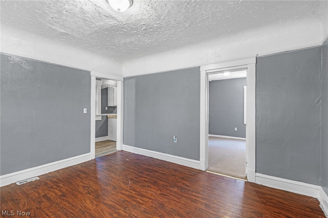 7915 Linwood Avenue Cleveland OH 44103