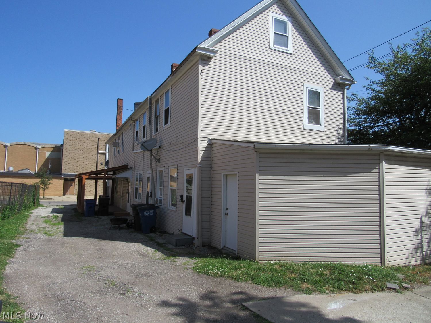 6128 Lausche Avenue Cleveland OH 44103