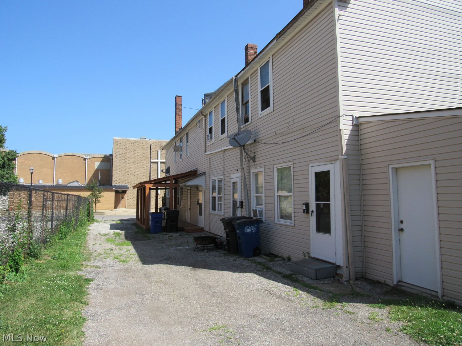 6128 Lausche Avenue Cleveland OH 44103