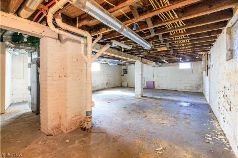 3161 Scranton Road Cleveland OH 44109
