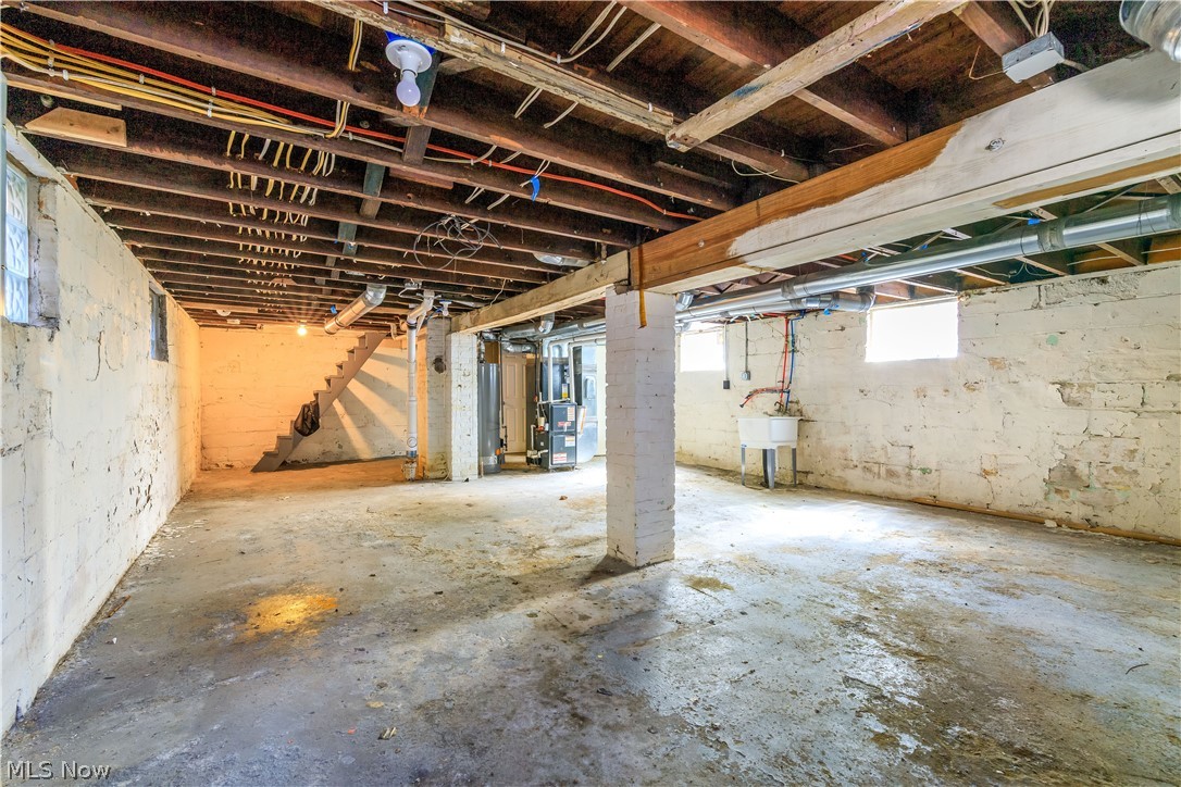 3161 Scranton Road Cleveland OH 44109