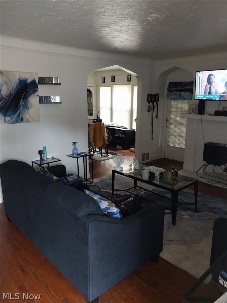 1747 Catalpa Road Cleveland OH 44112