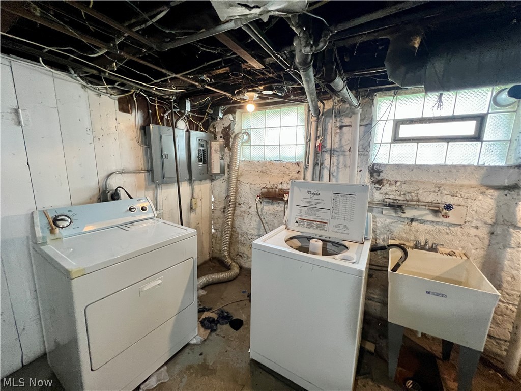 1334 W 89th Street Cleveland OH 44102