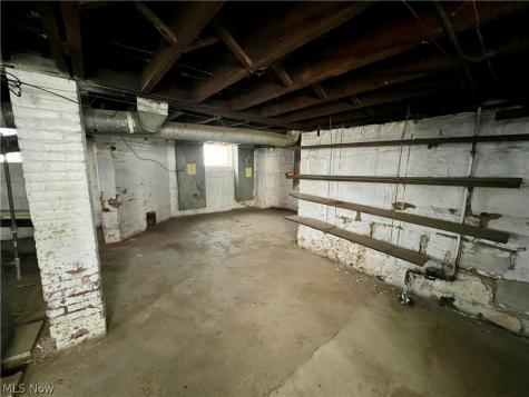 1334 W 89th Street Cleveland OH 44102