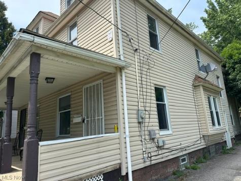14907-14905 Pepper Avenue Cleveland OH 44110