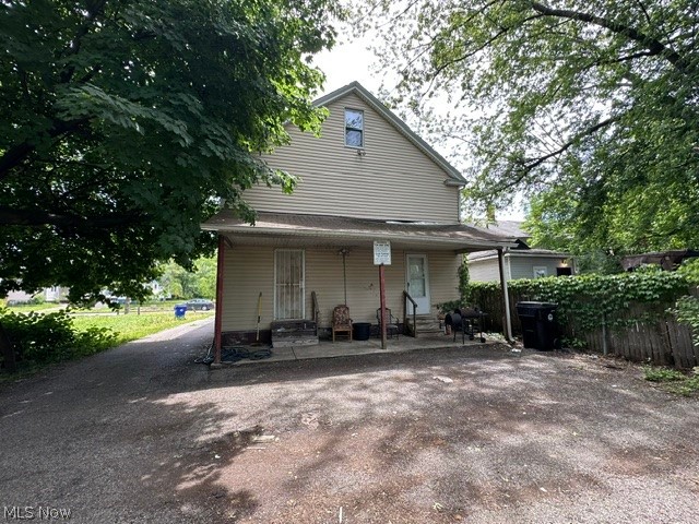 14907-14905 Pepper Avenue Cleveland OH 44110