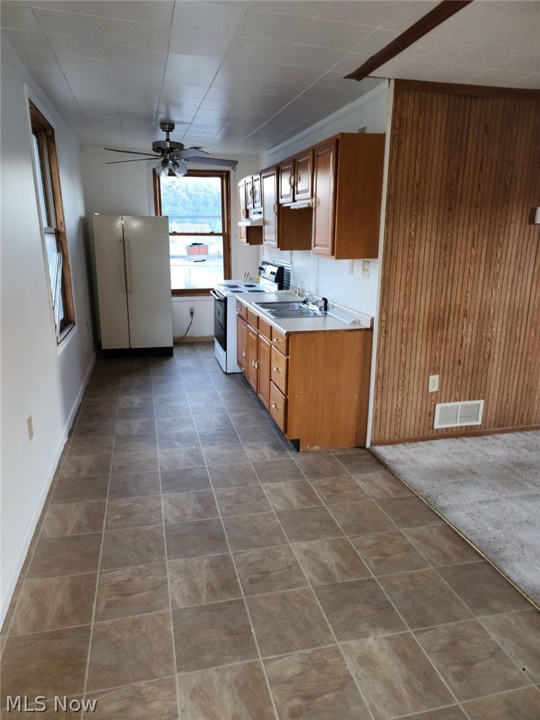 1615 Pennsylvania Avenue East Liverpool OH 43920