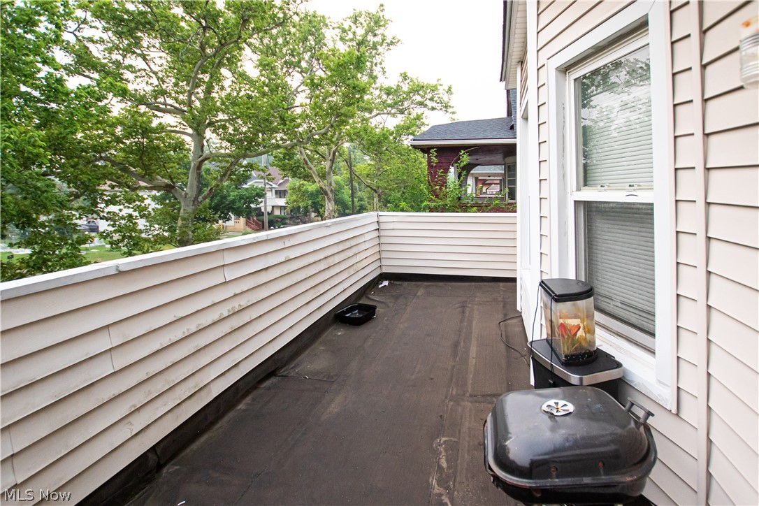 3713 E 151st Street Cleveland OH 44120