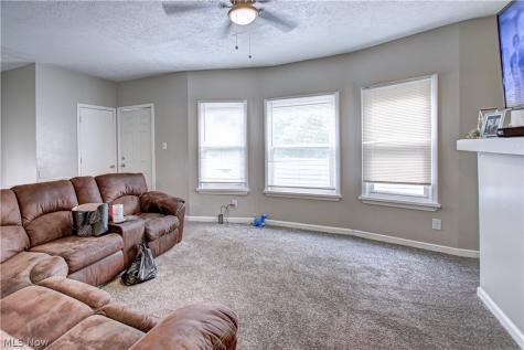 3713 E 151st Street Cleveland OH 44120