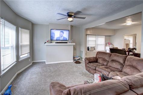 3713 E 151st Street Cleveland OH 44120