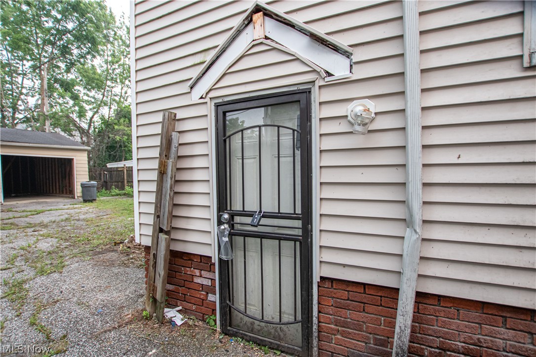 3713 E 151st Street Cleveland OH 44120